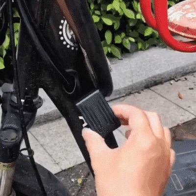 GPS Tracker – جهاز تعقب GPS- Mini GPS Tracker – Real-Time Location Device for Vehicles & Kids
